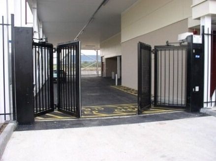 harga pintu pagar lipat